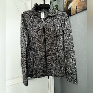 Women’s Active Wear Zip Up